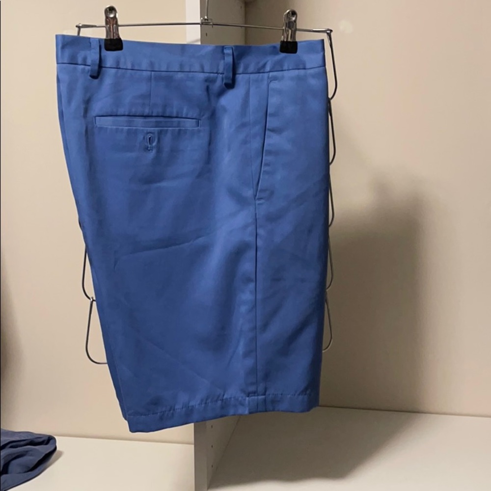 Perry Ellis Shorte - Picture 2 of 2